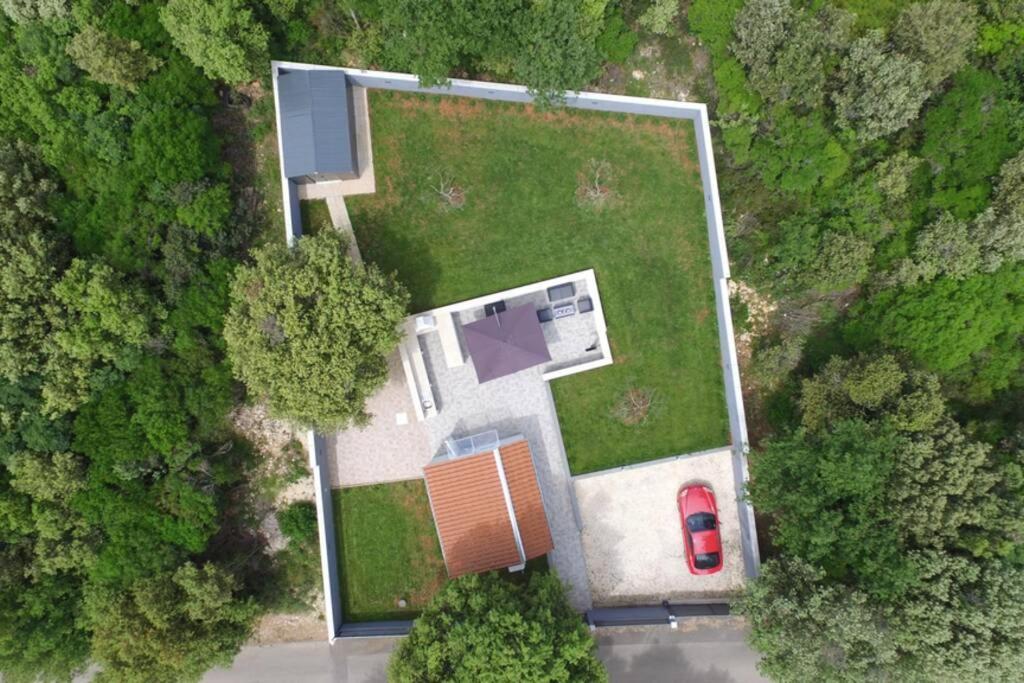 Apartment In Park Forest Soline Near The Sea Pjescana Uvala Exterior foto