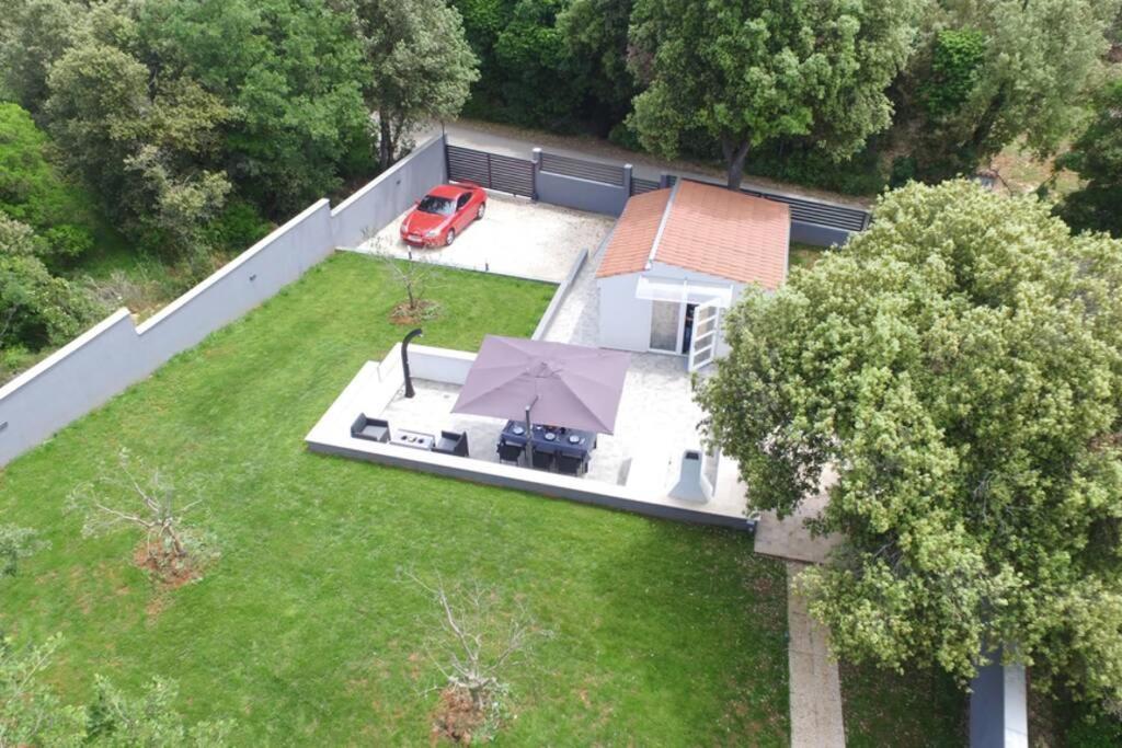 Apartment In Park Forest Soline Near The Sea Pjescana Uvala Exterior foto